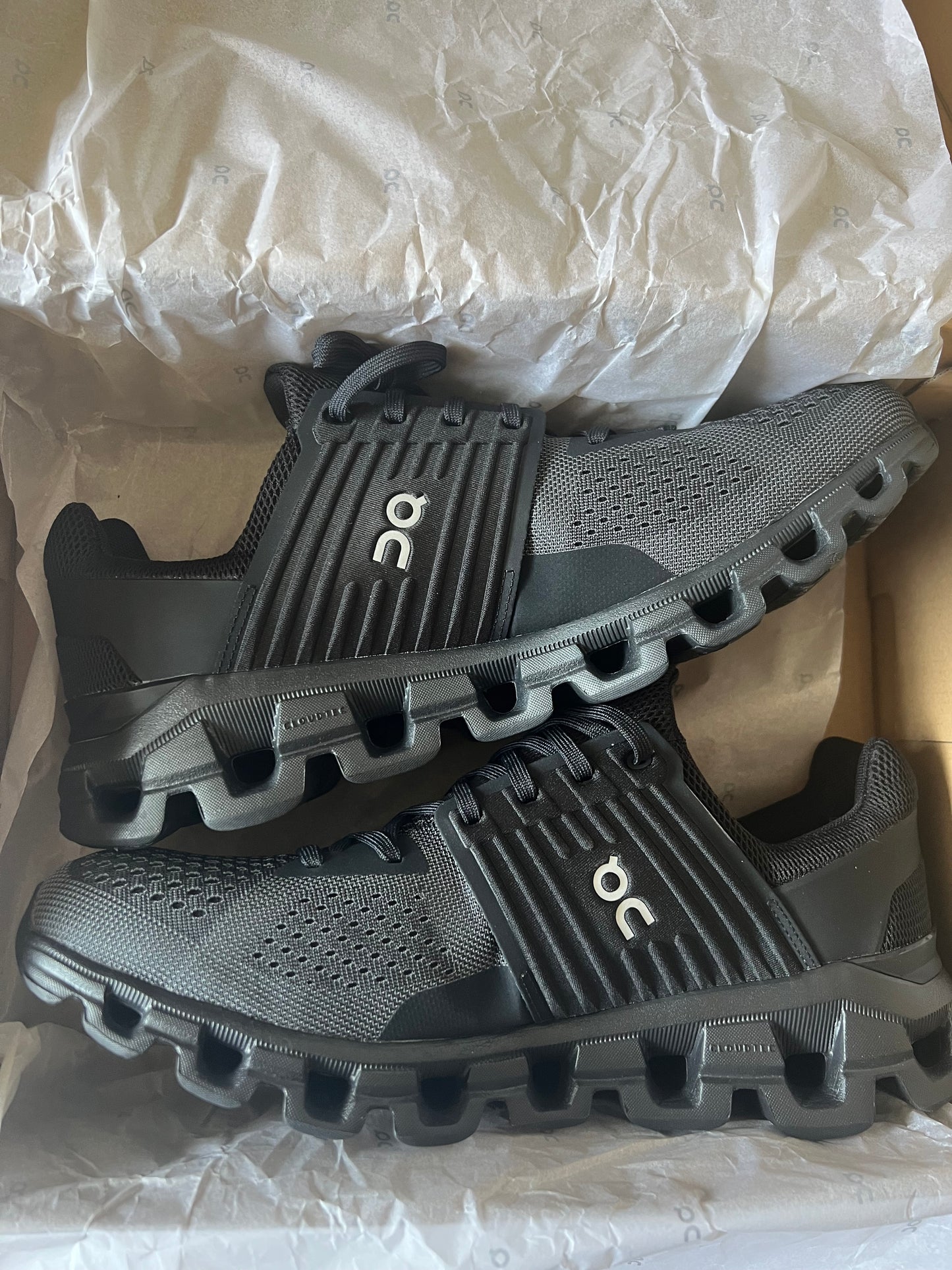 ON Cloudswift 2 - Black/Eclipse