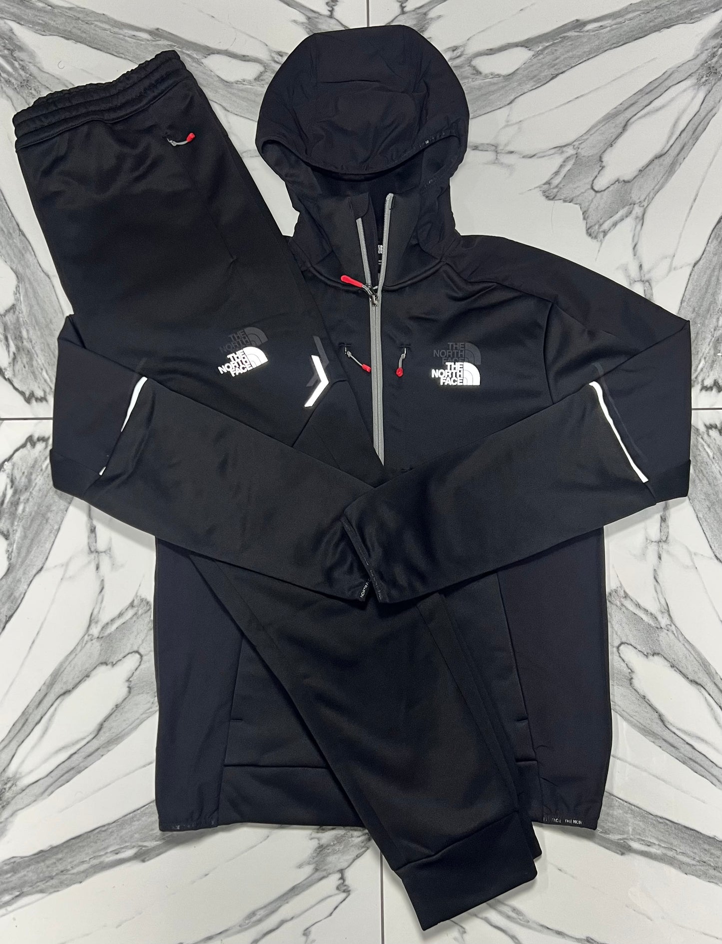 The North Face Mittelegi - Black