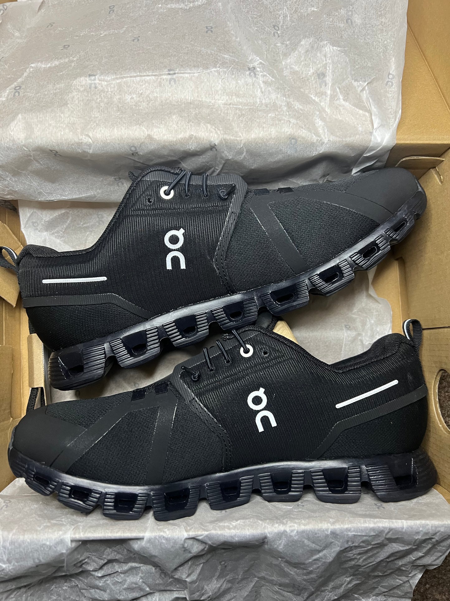 ON Cloud 5 Waterproof - Black