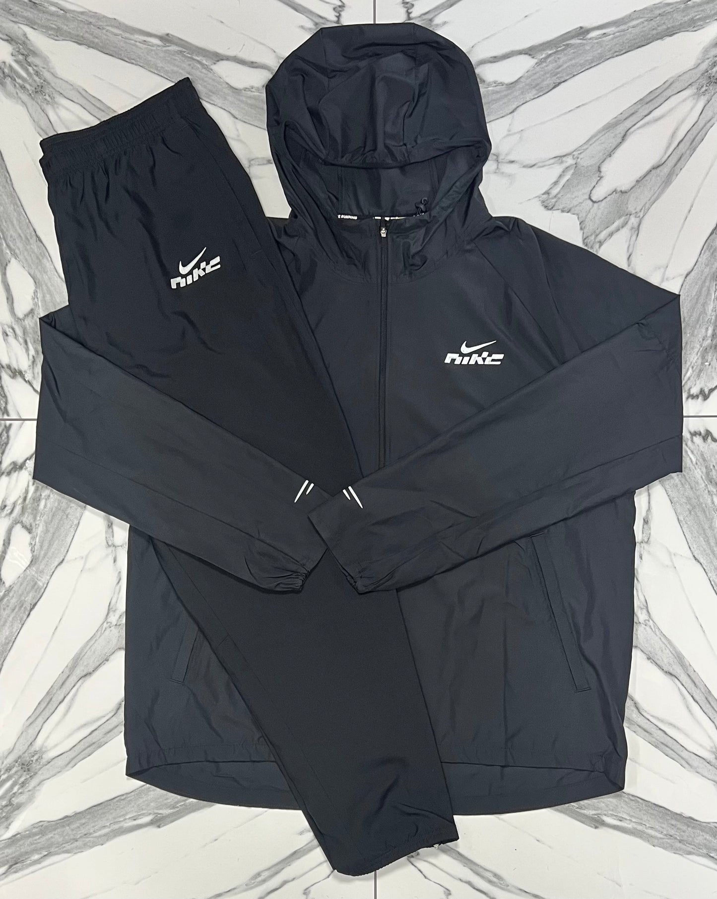 Nike Grid Miler - Black