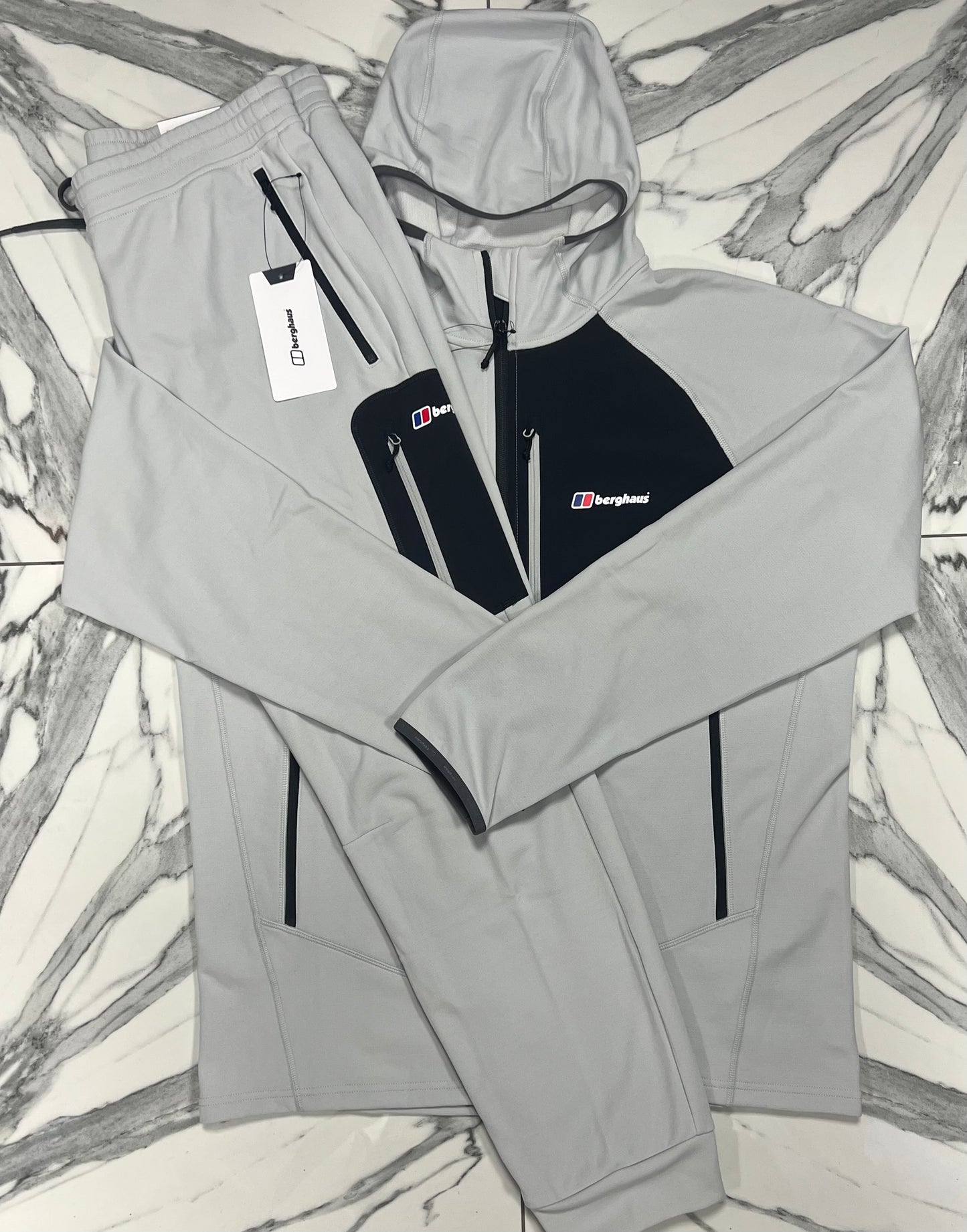 Berghaus Pavey - White/Black