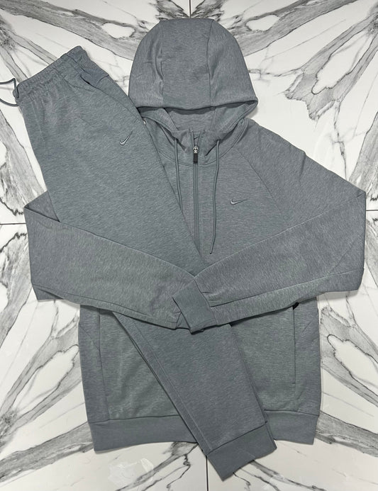 Nike Unlimited Fleece - Grey