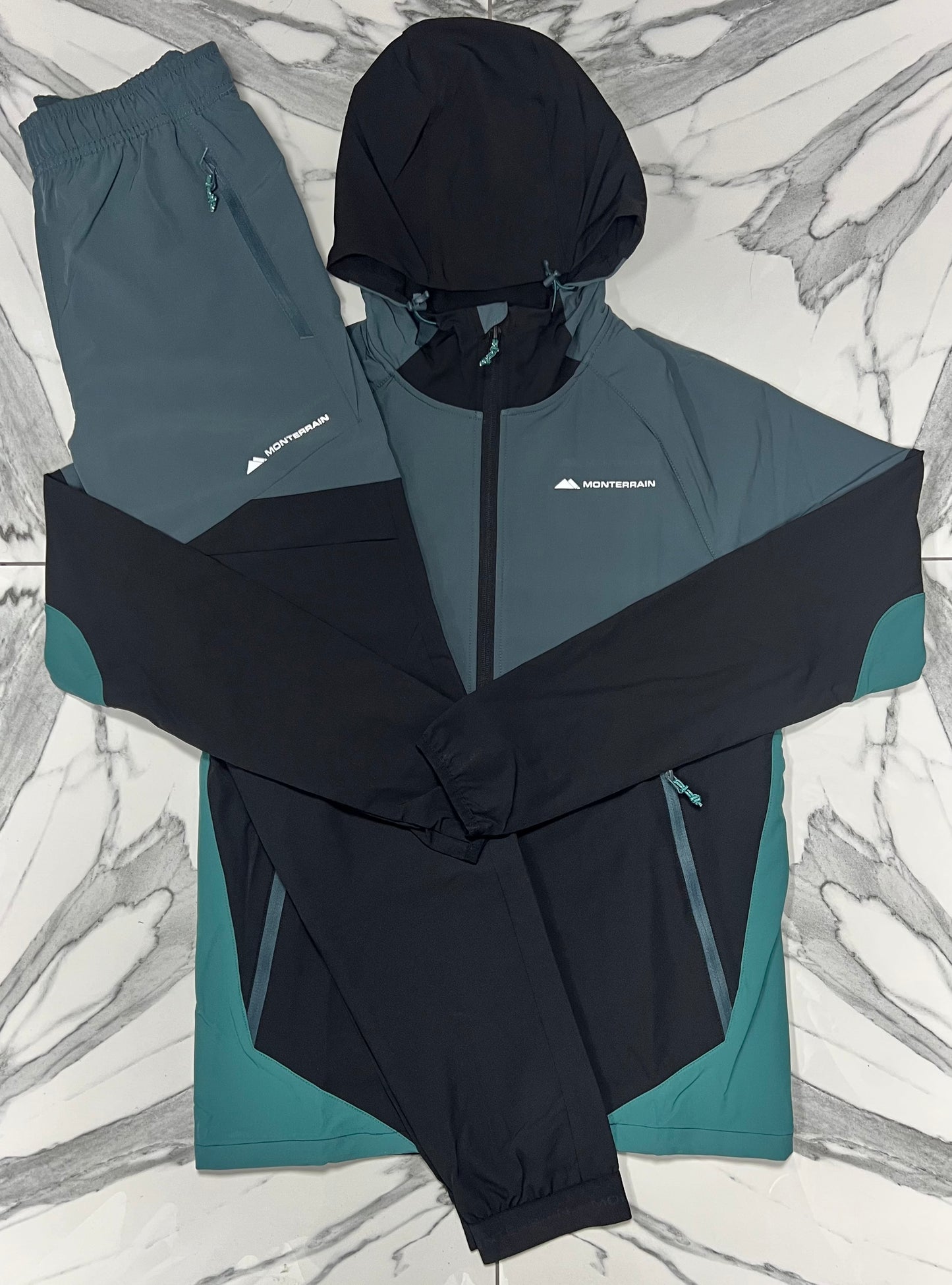 Monterrain Vault - Dark Slate/Black