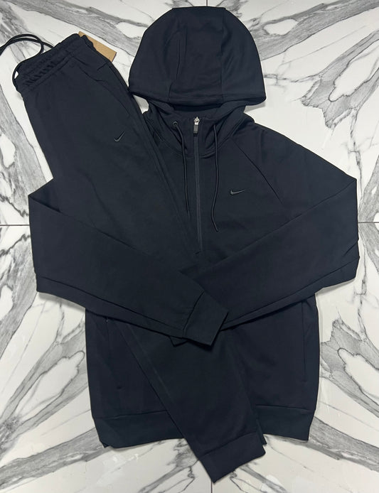 Nike Unlimited Fleece - Black