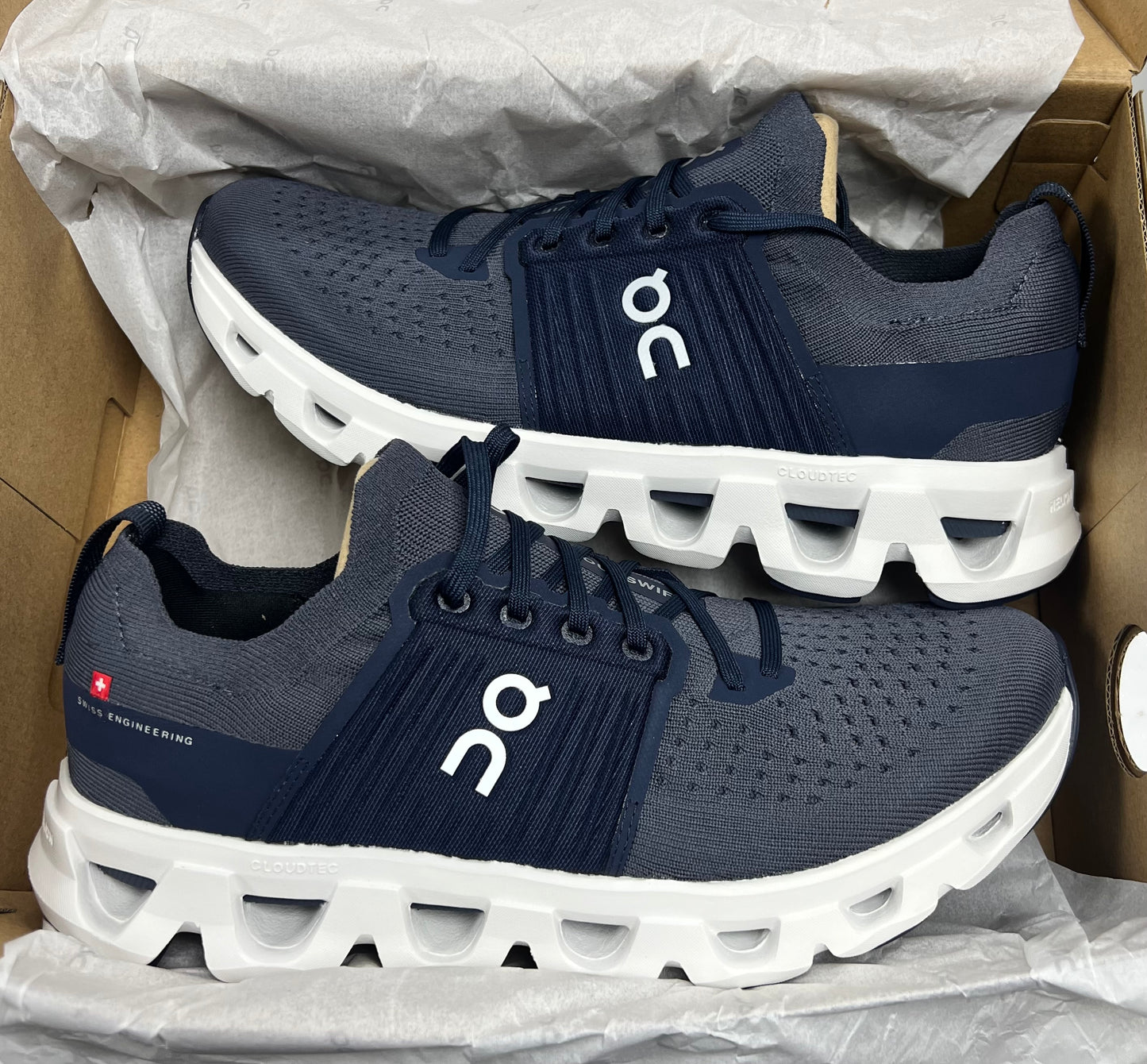 ON Cloudswift 4 - Navy/Ink